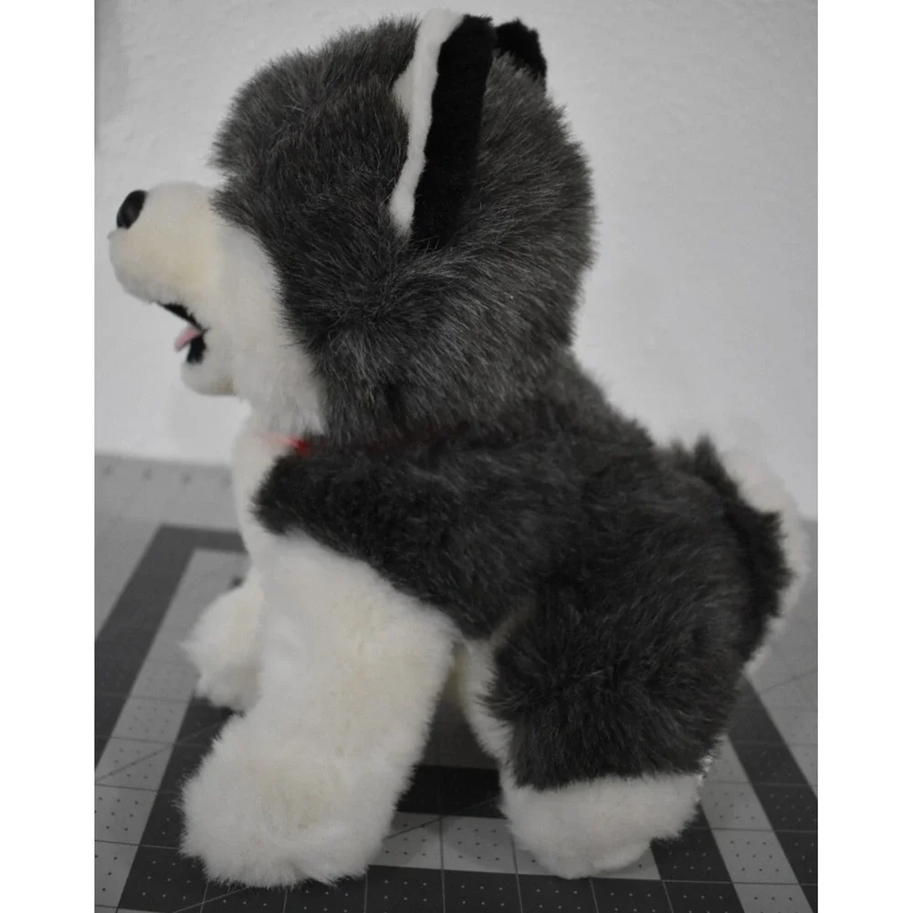 Husky Dog Canada Plush Stuffed Souvenir Tag‎ Sitting Animal House 10.5 Blue eyes